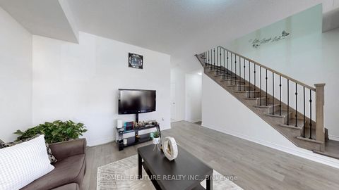 Photo 4 at 348 Okanagan Path, Donevan, Oshawa