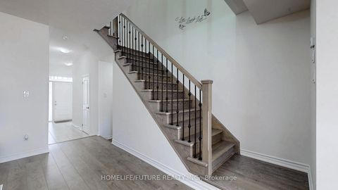 Photo 16 at 348 Okanagan Path, Donevan, Oshawa