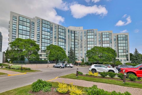 Photo 1 at 802 - 30 Harding Boulevard W, North Richvale, Richmond Hill