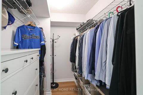 Photo 35 at 802 - 30 Harding Boulevard W, North Richvale, Richmond Hill