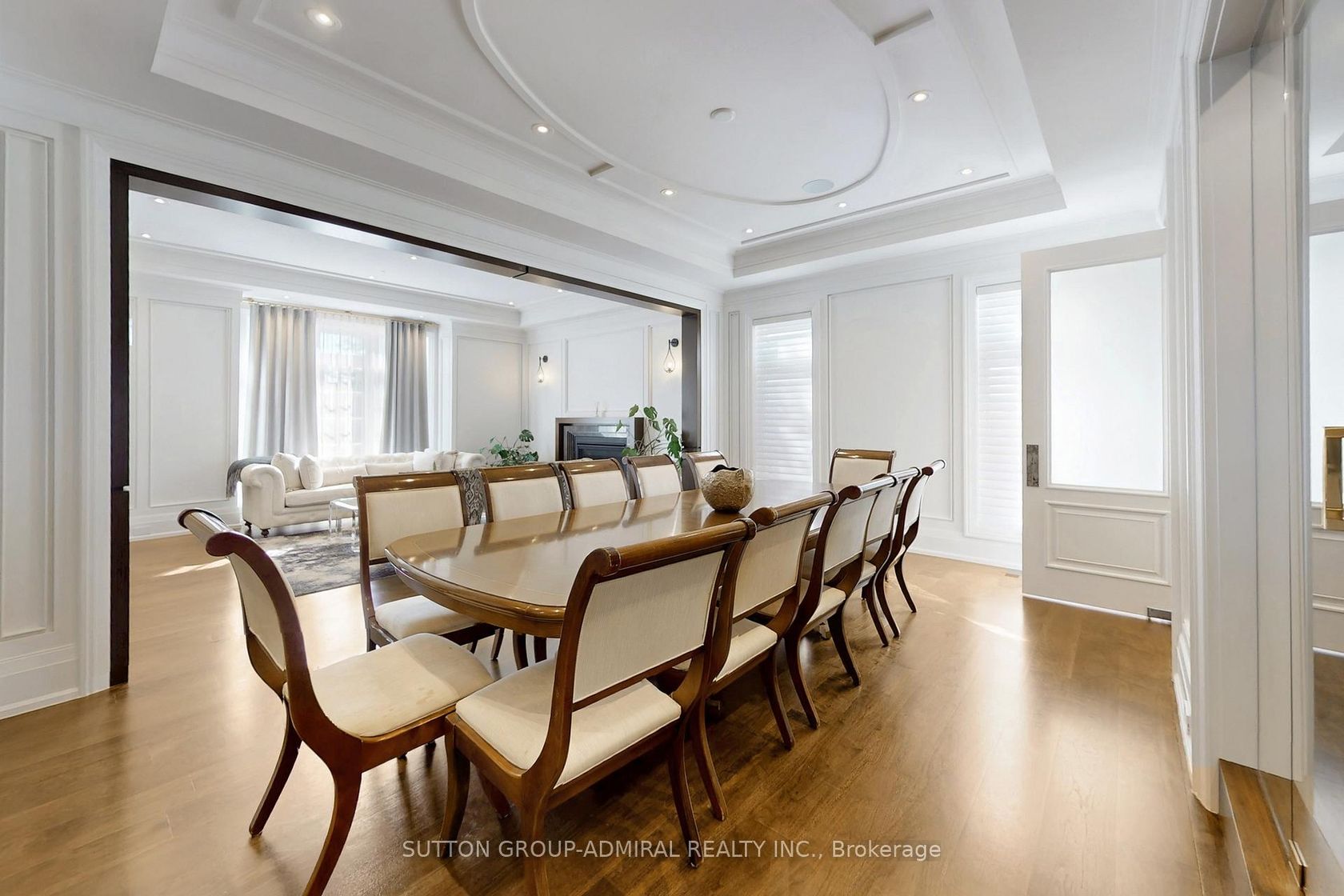 Photo 5 at 276 Strathallan Wood, Nortown, Toronto Photo 5 at 276 Strathallan Wood, Nortown, Toronto
