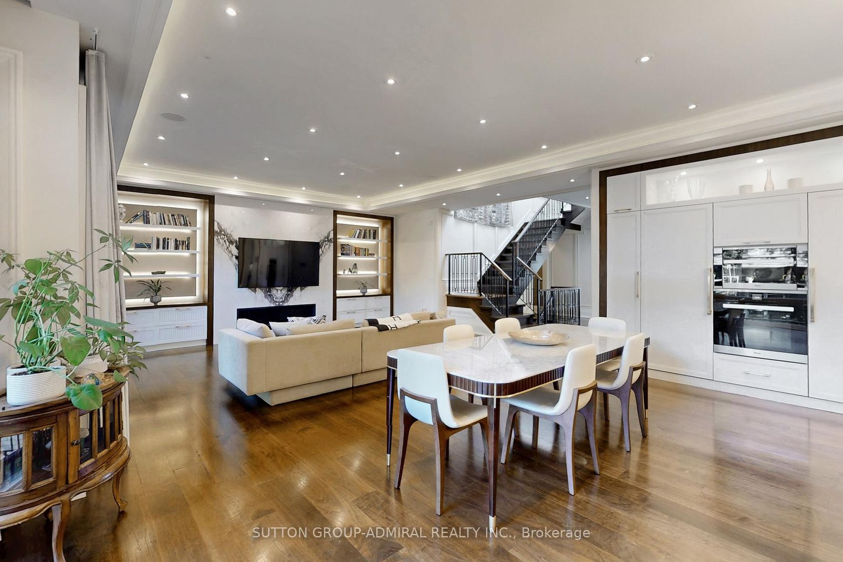Photo 11 at 276 Strathallan Wood, Nortown, Toronto Photo 11 at 276 Strathallan Wood, Nortown, Toronto