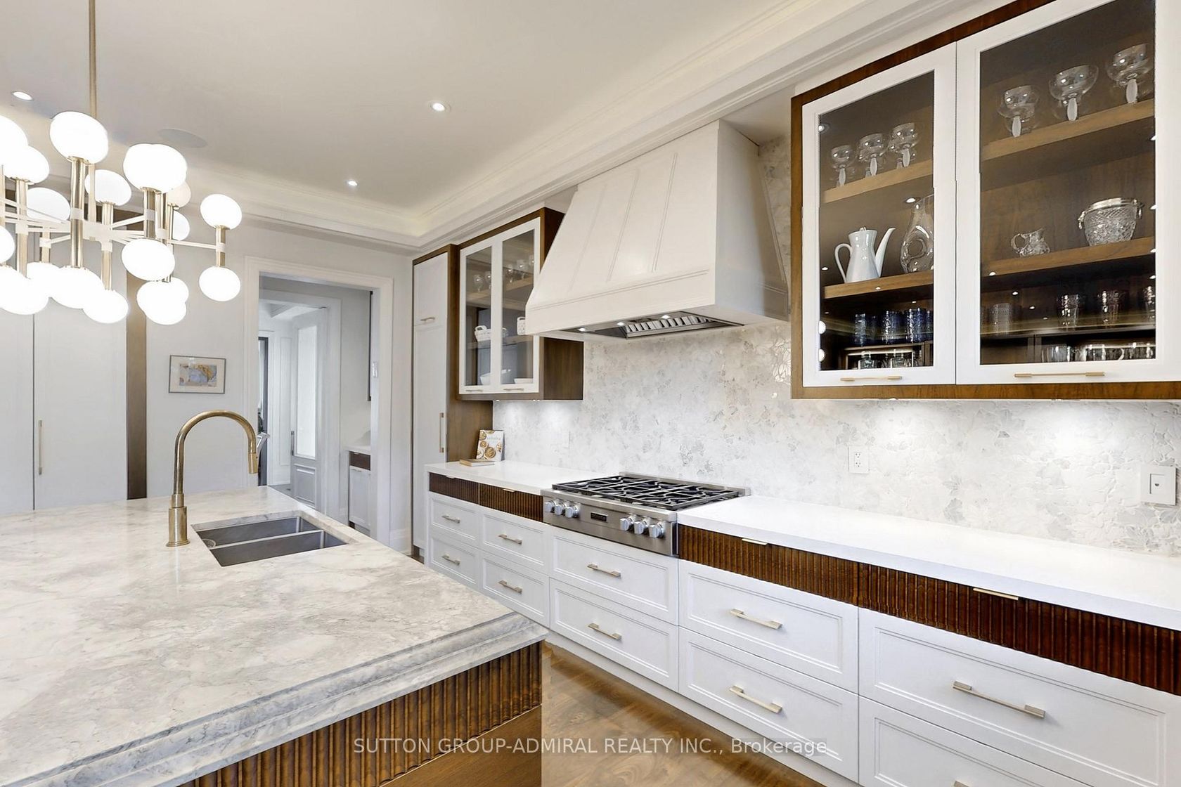 Photo 13 at 276 Strathallan Wood, Nortown, Toronto Photo 13 at 276 Strathallan Wood, Nortown, Toronto