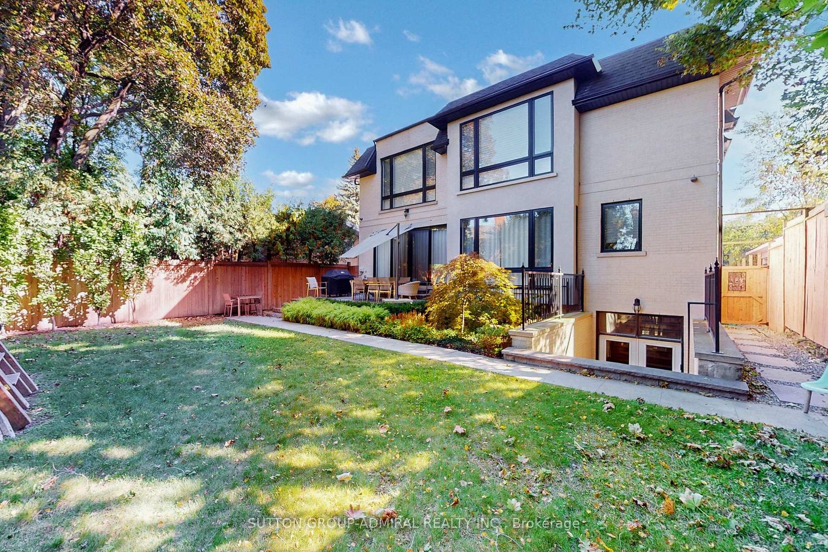 Photo 46 at 276 Strathallan Wood, Nortown, Toronto Photo 46 at 276 Strathallan Wood, Nortown, Toronto