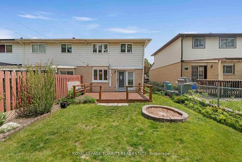 Photo 33 at 32 Chaucer Crescent, Letitia Heights, Barrie