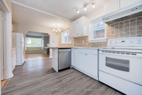 Photo 5 at 651 Cosburn Avenue, East York, Toronto