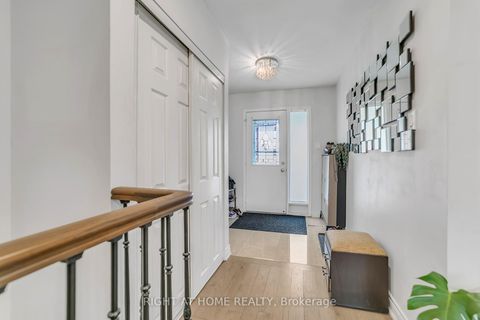 Photo 14 at 22 Hamilton Drive, Leslie Valley, Newmarket