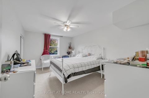 Photo 36 at 22 Hamilton Drive, Leslie Valley, Newmarket