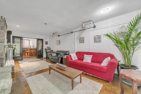 Photo 23 at 1015 Davis Drive, Leslie Valley, Newmarket