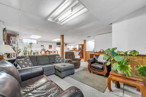 Photo 36 at 1015 Davis Drive, Leslie Valley, Newmarket