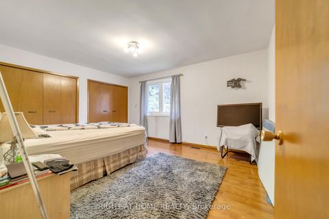 Photo 19 at 1025 Davis Drive, Leslie Valley, Newmarket