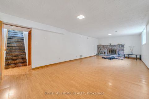 Photo 23 at 1025 Davis Drive, Leslie Valley, Newmarket