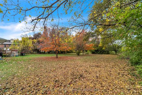 Photo 29 at 1025 Davis Drive, Leslie Valley, Newmarket