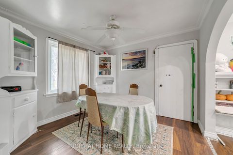 Photo 9 at 1029 Davis Drive, Leslie Valley, Newmarket