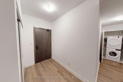 Photo 5 at 501 - 2799 Kingston Road, Cliffcrest, Toronto