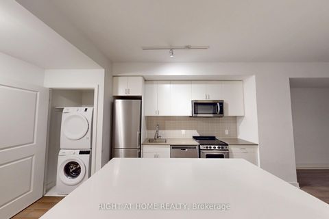 Photo 9 at 501 - 2799 Kingston Road, Cliffcrest, Toronto Photo 9 at 501 - 2799 Kingston Road, Cliffcrest, Toronto