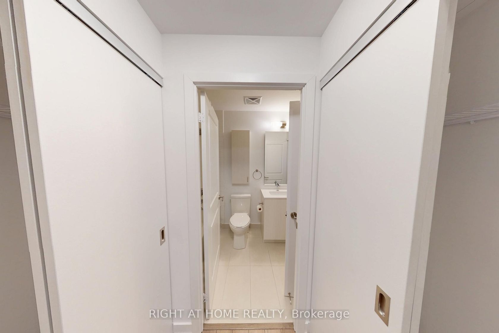 Photo 19 at 501 - 2799 Kingston Road, Cliffcrest, Toronto Photo 19 at 501 - 2799 Kingston Road, Cliffcrest, Toronto