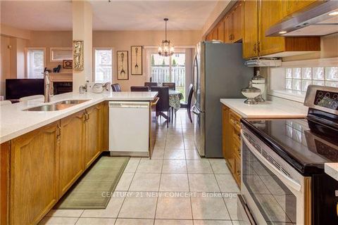 Photo 7 at 146 Peninsula Crescent, Rouge Woods, Richmond Hill