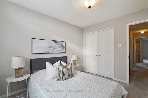 Photo 20 at 35 Timberview Drive, Patterson, Vaughan