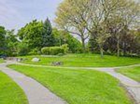 Photo 25 at 53 - 33 Proudbank Millway Way, Windfields, Toronto