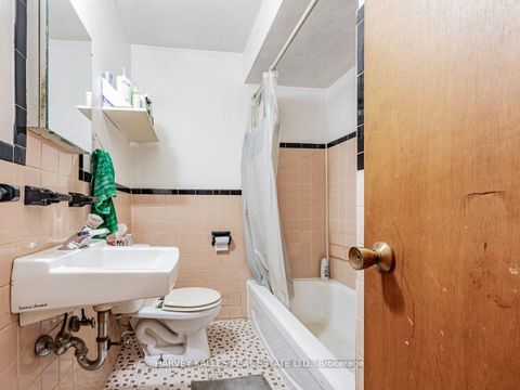 Photo 8 at 561-563 Danforth Road, Birchmount, Toronto