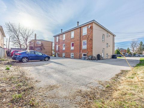 Photo 24 at 561-563 Danforth Road, Birchmount, Toronto