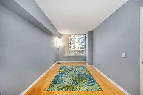 Photo 25 at 312 - 7 Bishop Avenue, Newtonbrook East, Toronto
