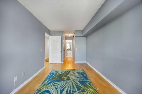 Photo 26 at 312 - 7 Bishop Avenue, Newtonbrook East, Toronto