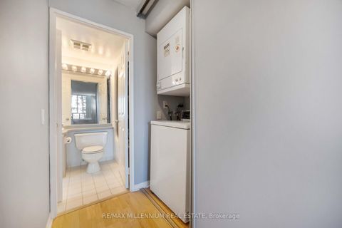 Photo 30 at 312 - 7 Bishop Avenue, Newtonbrook East, Toronto