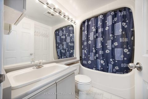 Photo 32 at 312 - 7 Bishop Avenue, Newtonbrook East, Toronto
