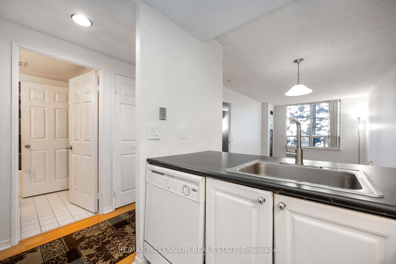 Photo 12 at 312 - 7 Bishop Avenue, Newtonbrook East, Toronto Photo 12 at 312 - 7 Bishop Avenue, Newtonbrook East, Toronto