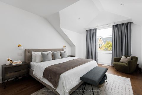 Photo 19 at 23 Alcorn Avenue, St. Clair, Toronto Photo 19 at 23 Alcorn Avenue, St. Clair, Toronto