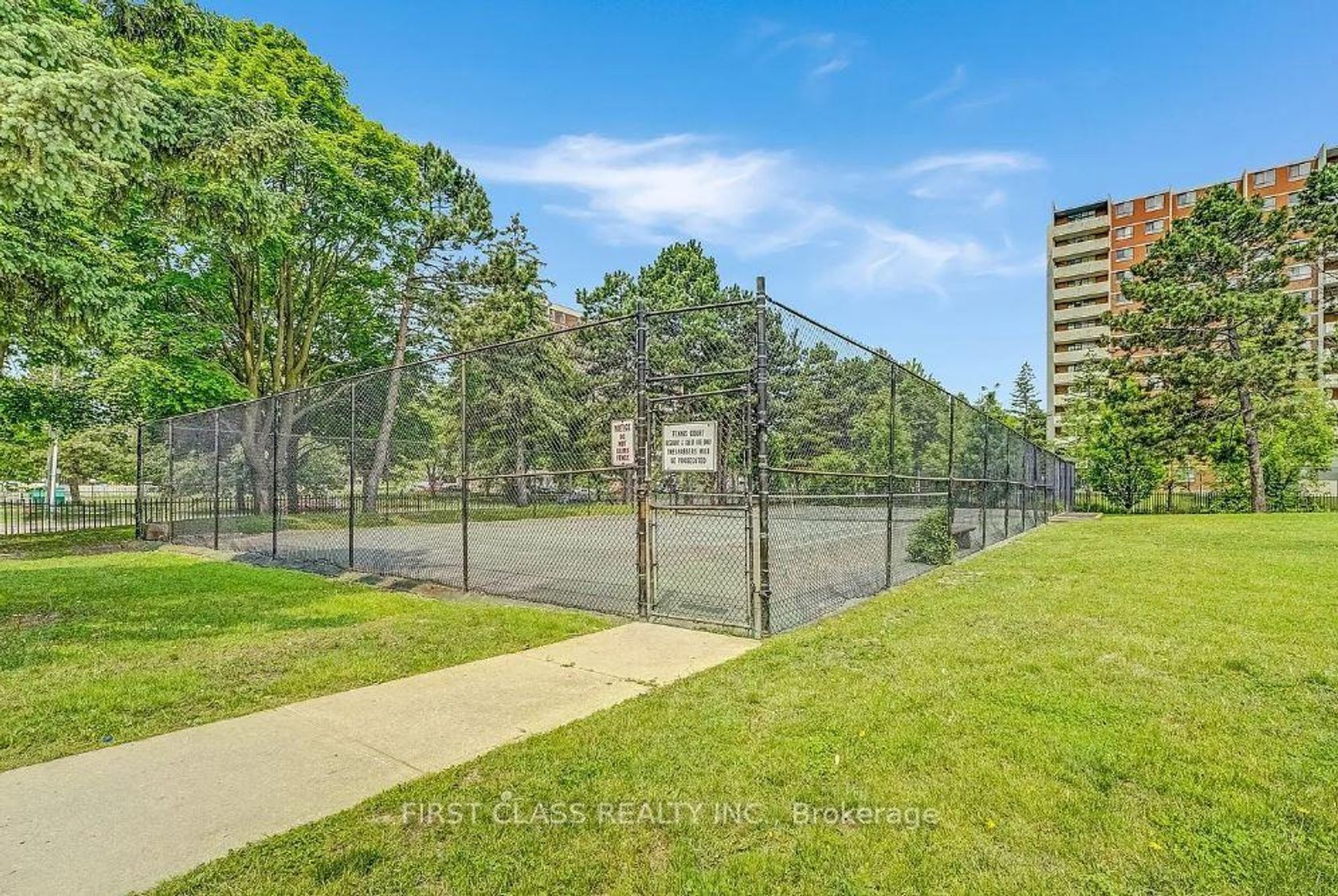 Photo 6 at 310 - 1250 Bridletowne Circle, L'Amoreaux, Toronto Photo 6 at 310 - 1250 Bridletowne Circle, L'Amoreaux, Toronto