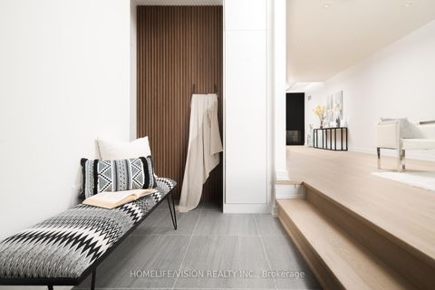 Photo 1 at 44 Doris Drive, Parkview, Toronto Photo 1 at 44 Doris Drive, Parkview, Toronto