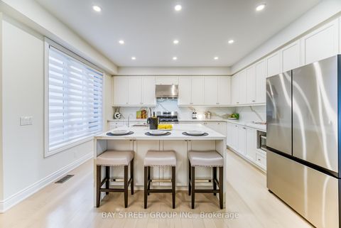 Photo 14 at 7 Kohn Lane, Angus Glen, Markham