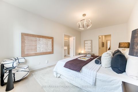 Photo 22 at 7 Kohn Lane, Angus Glen, Markham