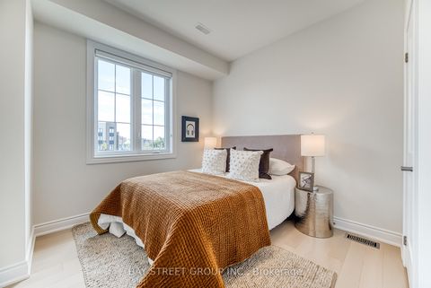 Photo 35 at 7 Kohn Lane, Angus Glen, Markham