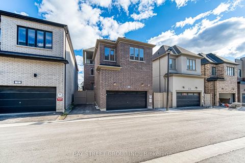 Photo 48 at 7 Kohn Lane, Angus Glen, Markham