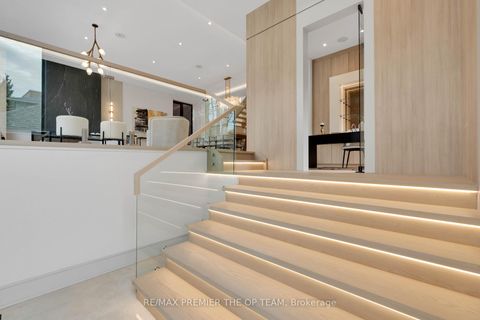 Photo 1 at 487 Coldstream Avenue, Nortown, Toronto