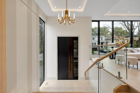 Photo 2 at 487 Coldstream Avenue, Nortown, Toronto