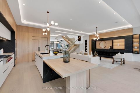 Photo 22 at 487 Coldstream Avenue, Nortown, Toronto