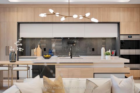 Photo 23 at 487 Coldstream Avenue, Nortown, Toronto