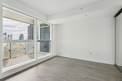 Photo 33 at 2201 - 386 Yonge Street, Bay Street Corridor, Toronto