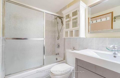 Photo 13 at 1001 - 10 Martha Eaton Way, Amesbury, Toronto