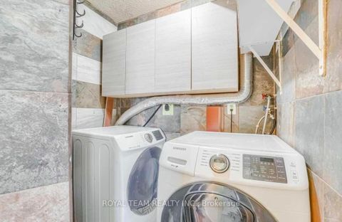 Photo 14 at 1001 - 10 Martha Eaton Way, Amesbury, Toronto