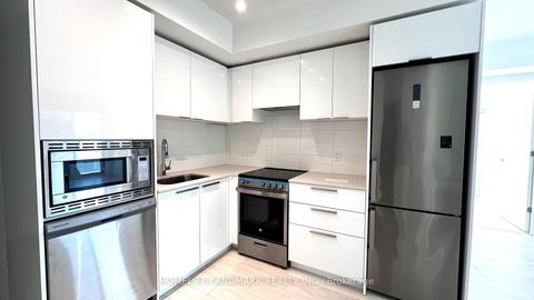 Photo 5 at 2009 - 501 Yonge Street, Yonge Corridor, Toronto Photo 5 at 2009 - 501 Yonge Street, Yonge Corridor, Toronto