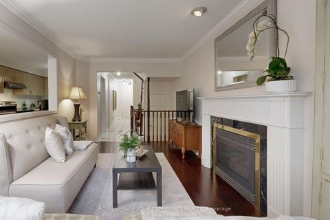 Photo 9 at 44 Tumbleweed Court, East Woodbridge, Vaughan