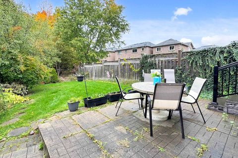 Photo 29 at 44 Tumbleweed Court, East Woodbridge, Vaughan