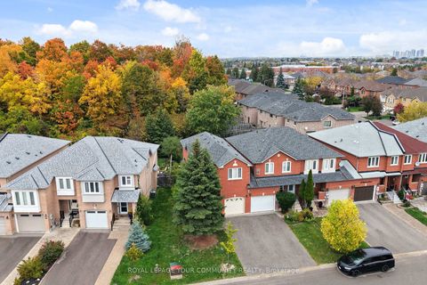 Photo 34 at 44 Tumbleweed Court, East Woodbridge, Vaughan