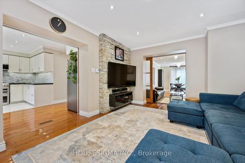 Photo 7 at 1197 Old Oak Drive, WT West Oak Trails, Oakville